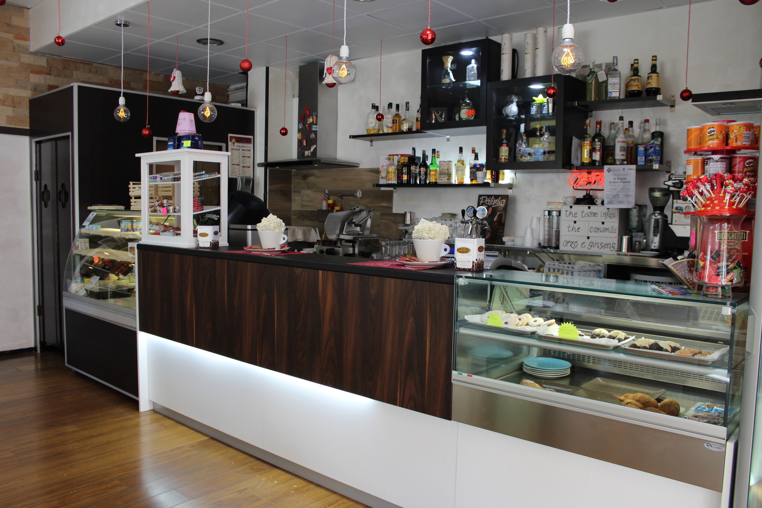 BAR GOLDEN - POLIGNANO A MARE (BA)  (1)