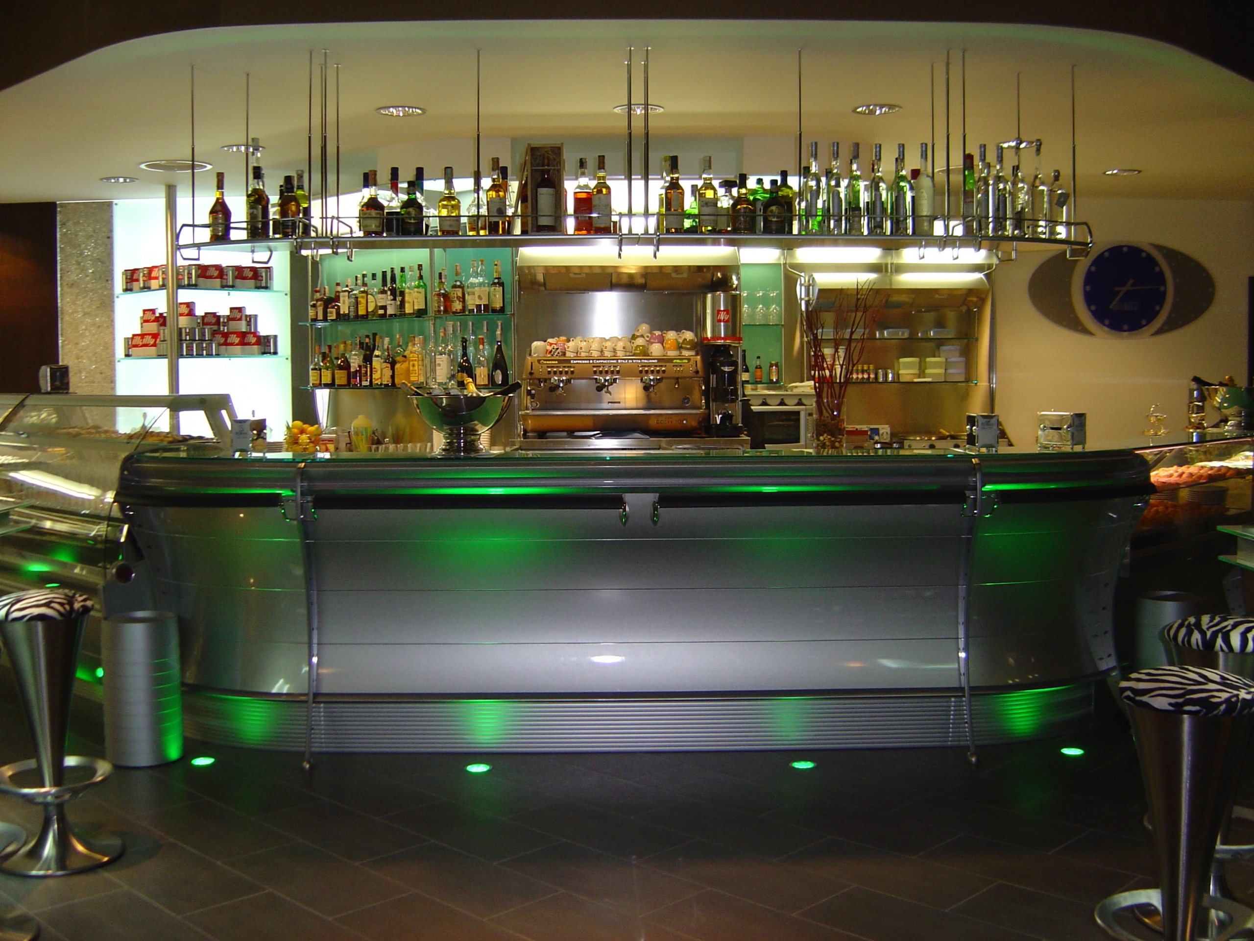 CAFFE' ROMA 2000 - MONOPOLI (BA)  (6)