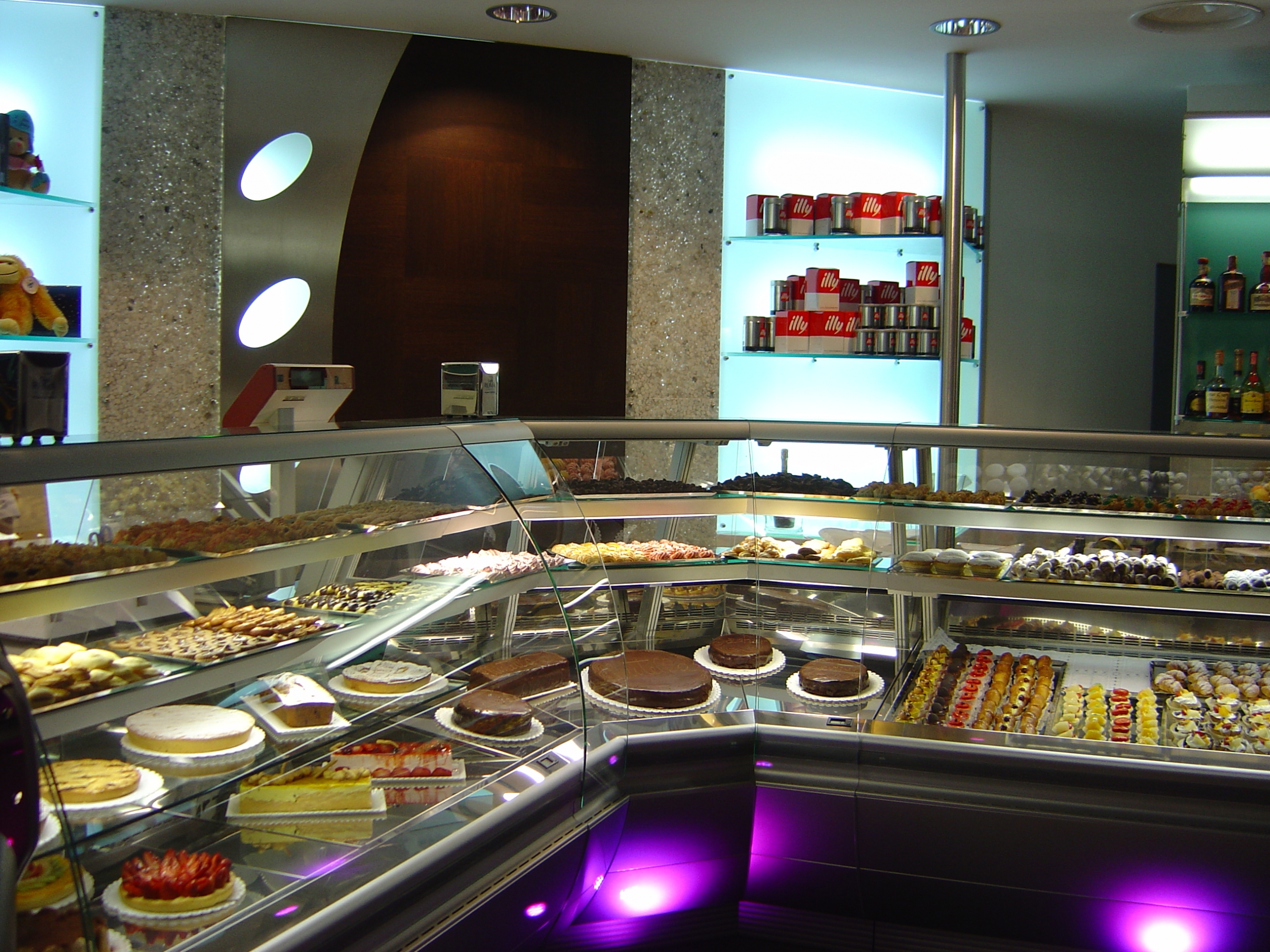 CAFFE' ROMA 2000 - MONOPOLI (BA)  (7)