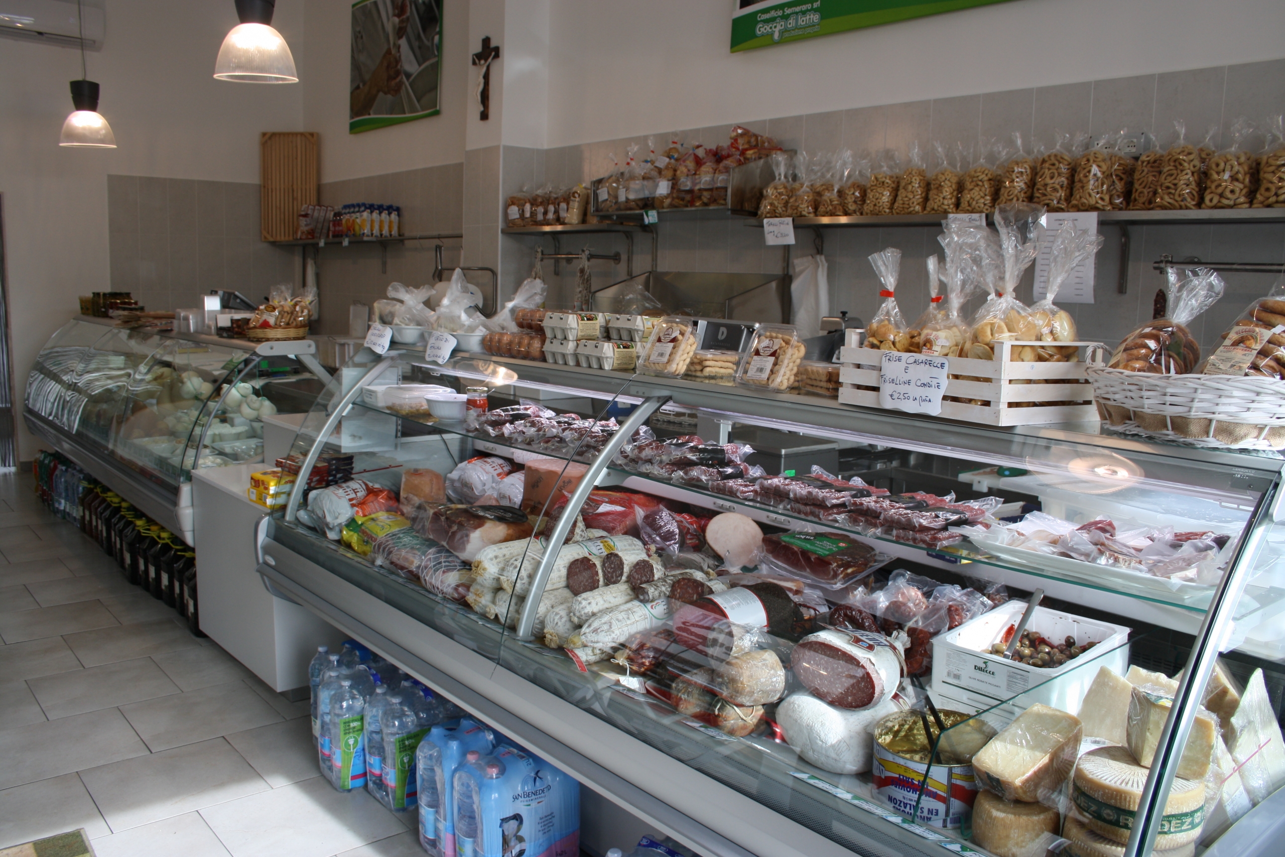 CASEIFICIO GOCCE DI LATTE - OSTUNI (BR)