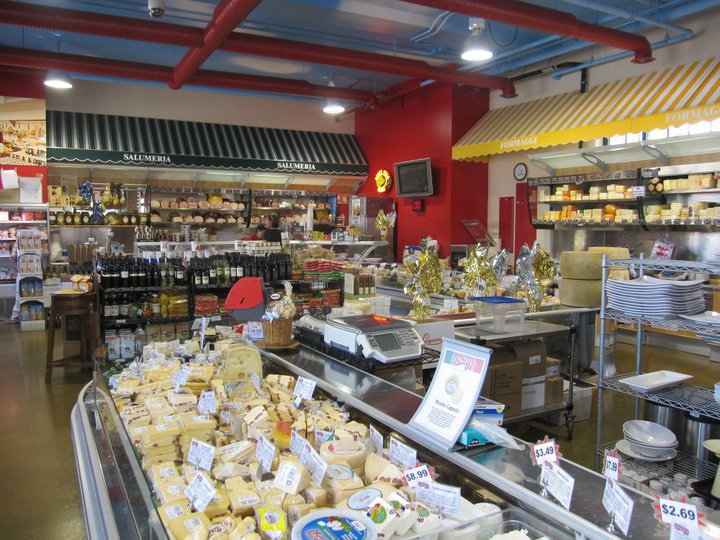 CHEESE MARKET CAPUTO - CHICAGO (1)