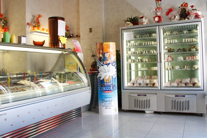 GELATERIA DES AMIS - MONOPOLI (BA)