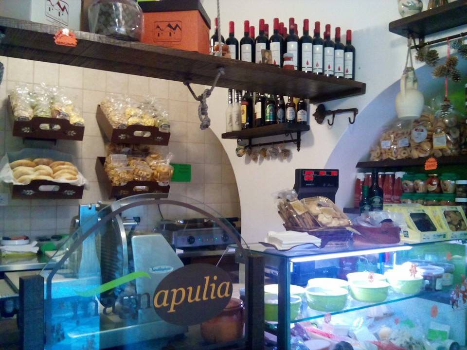 PANINOTECA MAGNAPULIA - MONOPOLI (BA)