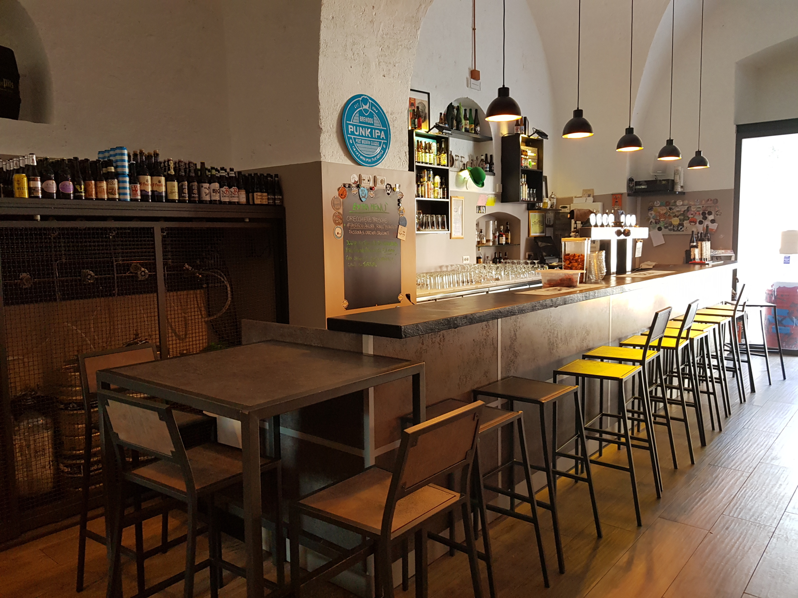 PUB L'OFFICINA  - ADELFIA (BA)  (2)