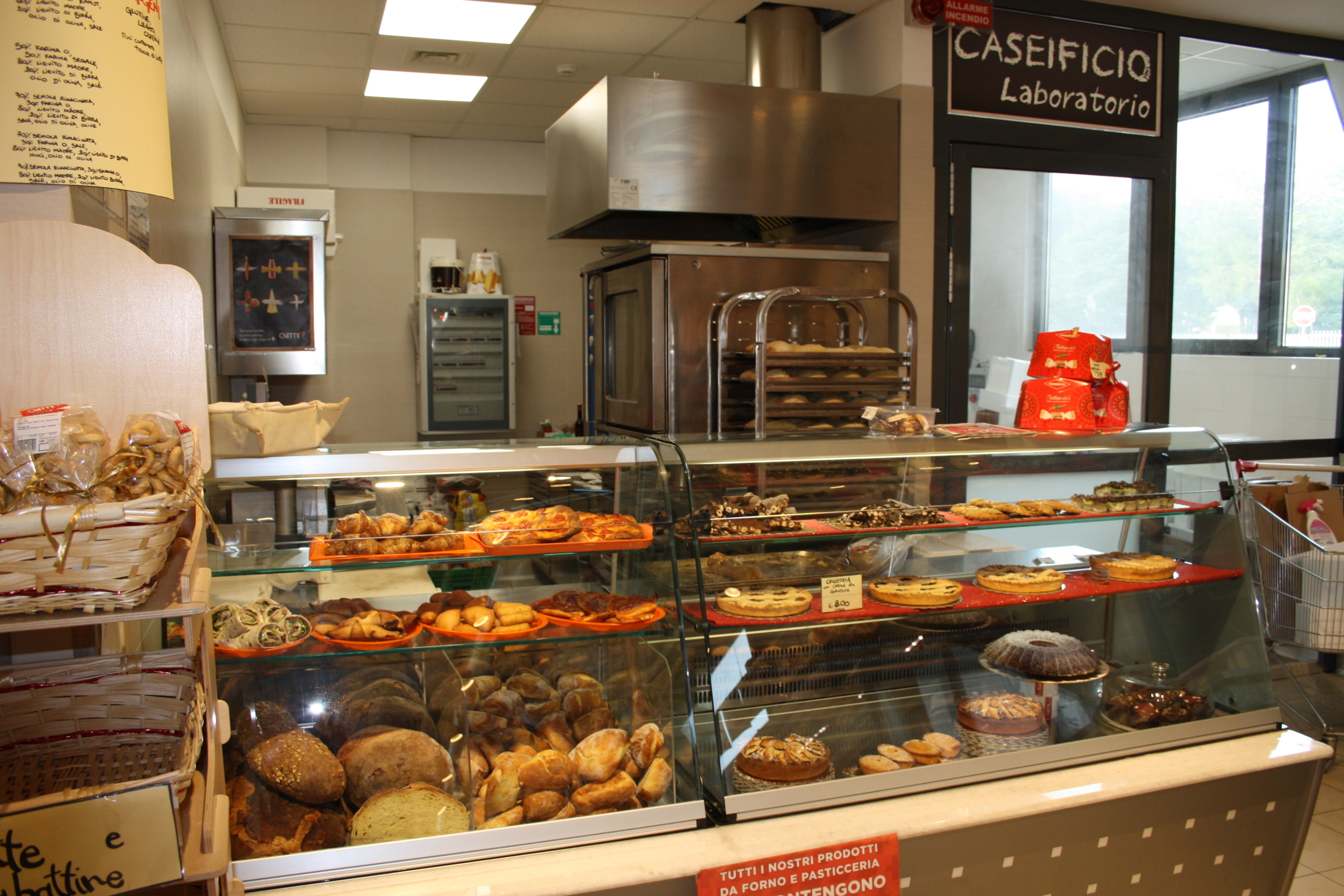 SUPERMERCATO C SETTE PIU 7 - CONVERSANO (BA) (4)